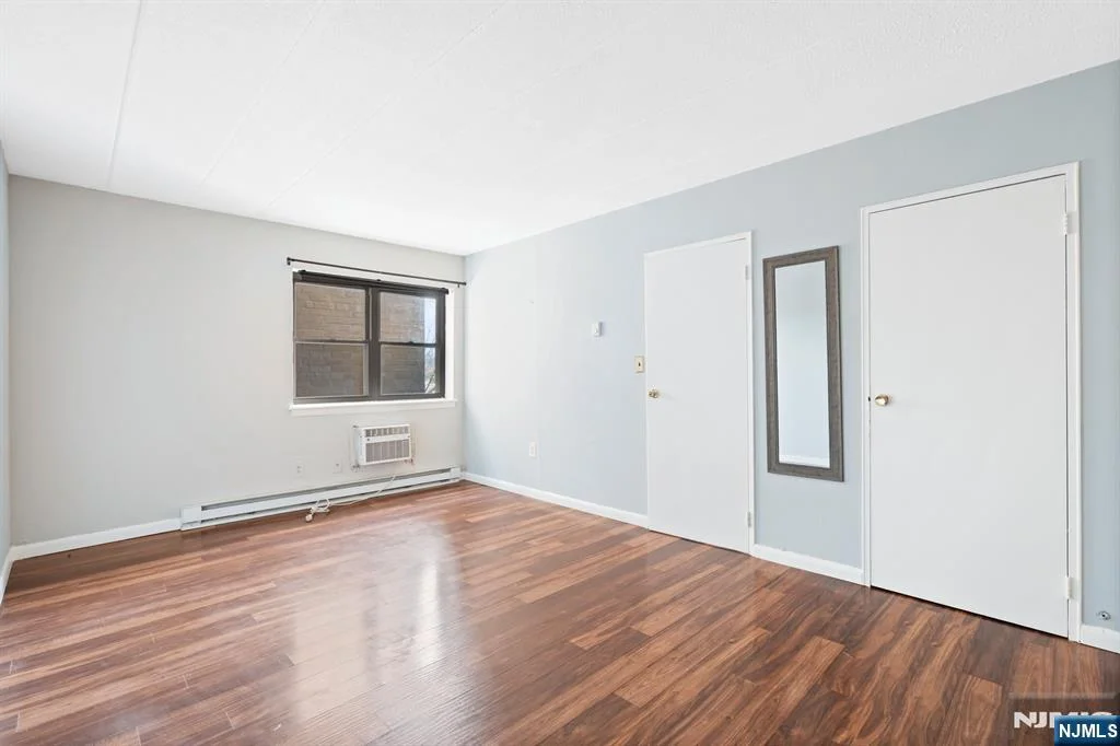 300 Lookout Ave APT C4 - view 10